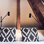 Hotel Morgan & Mees 4*