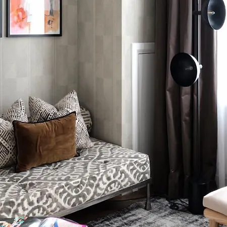 Morgan & Mees Hotel 4*